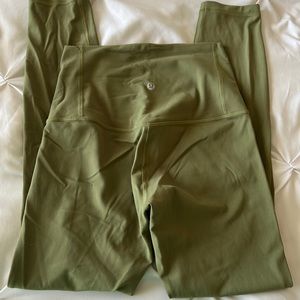 Lululemon Unlimit High Rise 25" Tight Size- 4
